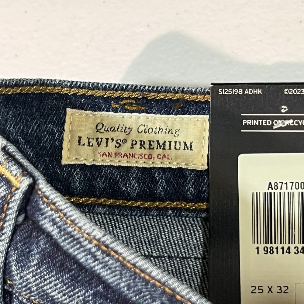 NWT Women's LEVI'S PREMIUM Jeans Size 25 X 32 RIBCAGE BELL Large Flare - Picture 6 of 14